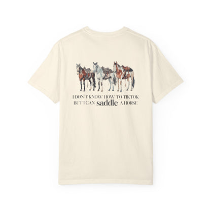 Circle R Arena “I Don’t Know How to TikTok But I Can Saddle a Horse” Graphic Tee – Western Rider T-Shirt with Logo Pocket Design