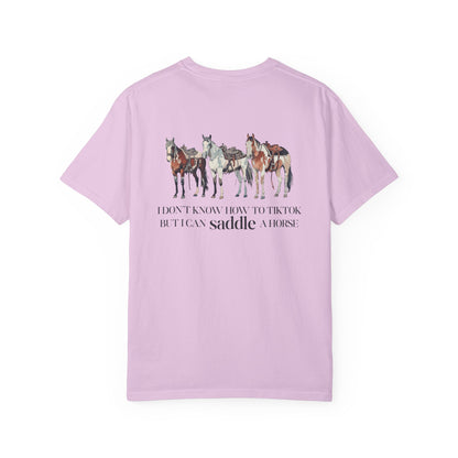 Circle R Arena “I Don’t Know How to TikTok But I Can Saddle a Horse” Graphic Tee – Western Rider T-Shirt with Logo Pocket Design