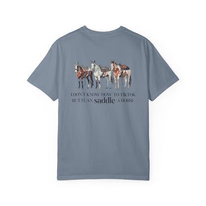 Circle R Arena “I Don’t Know How to TikTok But I Can Saddle a Horse” Graphic Tee – Western Rider T-Shirt with Logo Pocket Design