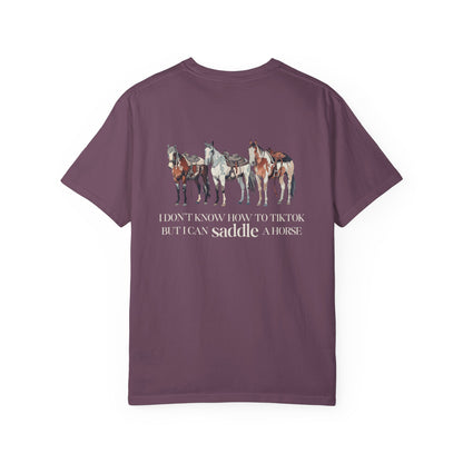 Circle R Arena “I Don’t Know How to TikTok But I Can Saddle a Horse” Graphic Tee – Western Rider T-Shirt with Logo Pocket Design